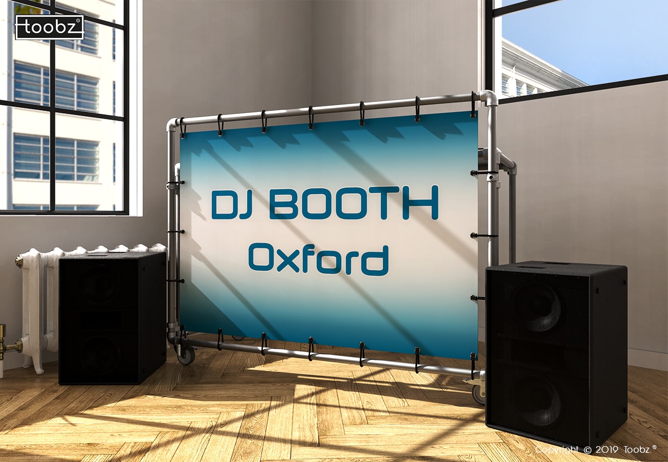 DJ Booth Oxford: 33,7mm